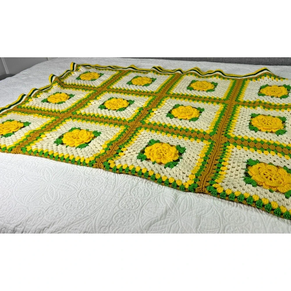 Vintage 70s Hand Crooked Granny Square Afghan Blanket 3D Yellow Flower Rose 48x7